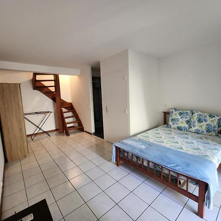 Appartement Cosy En Duplex Avec Jardin Et Cuisine A Trianon Numea Zewnętrze zdjęcie