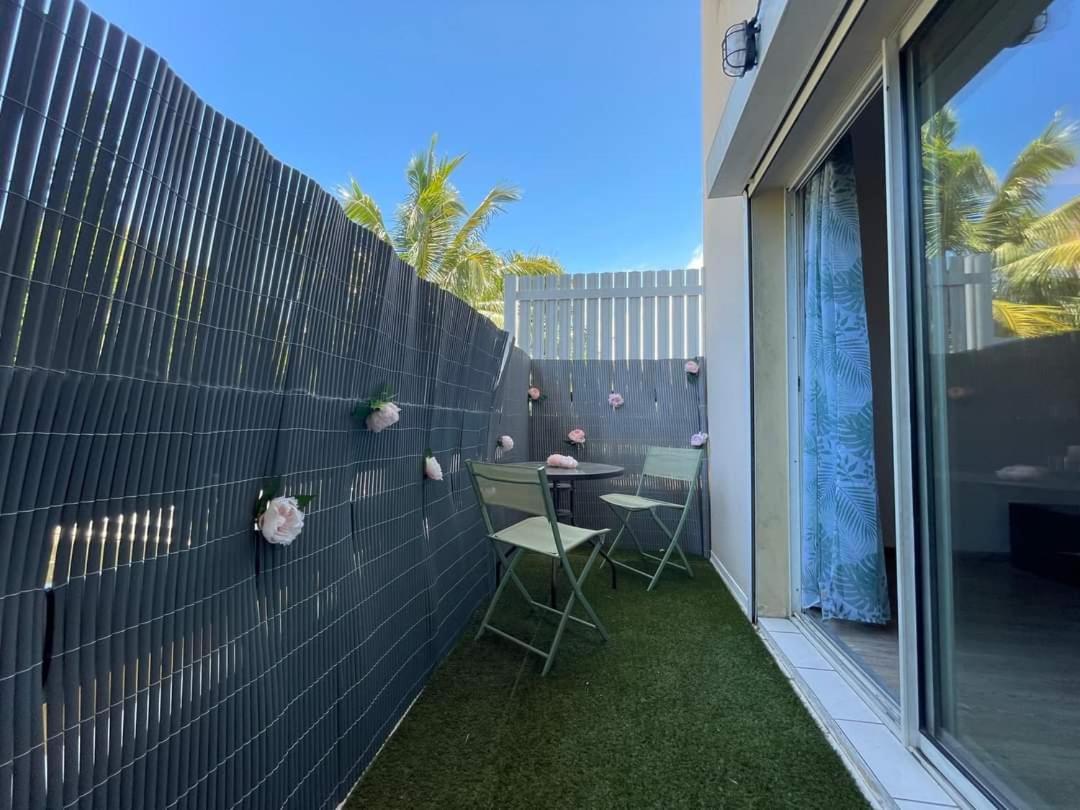 Appartement Cosy En Duplex Avec Jardin Et Cuisine A Trianon Numea Zewnętrze zdjęcie